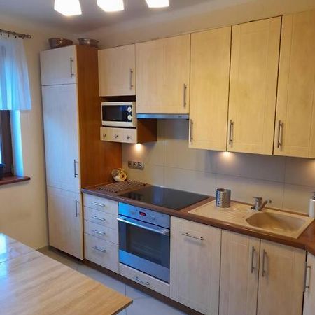 Bronowice- Parter Domu Daire Krakow Dış mekan fotoğraf